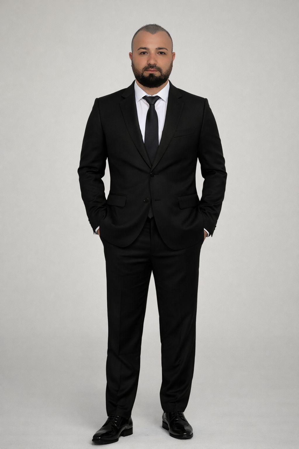 Yıldıray Güneşten — Senior Sales Expert